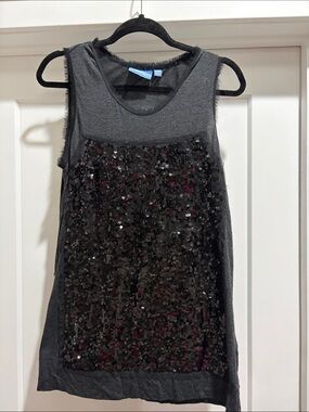 Simply Vera Women's Charcoal Sequin Front Sleeveless Top L